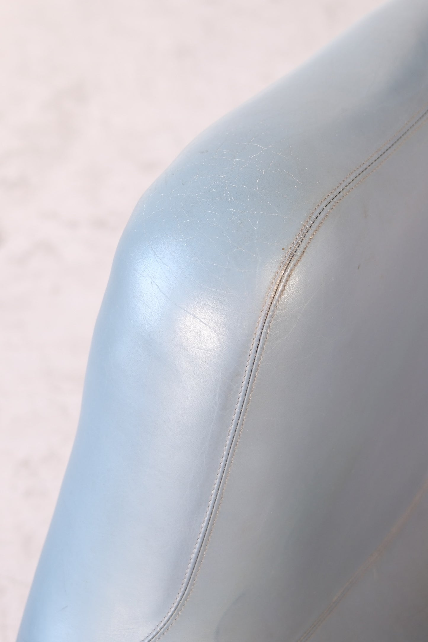 Baby Blue Yrjö Kukkapuro Karuselli Armchair