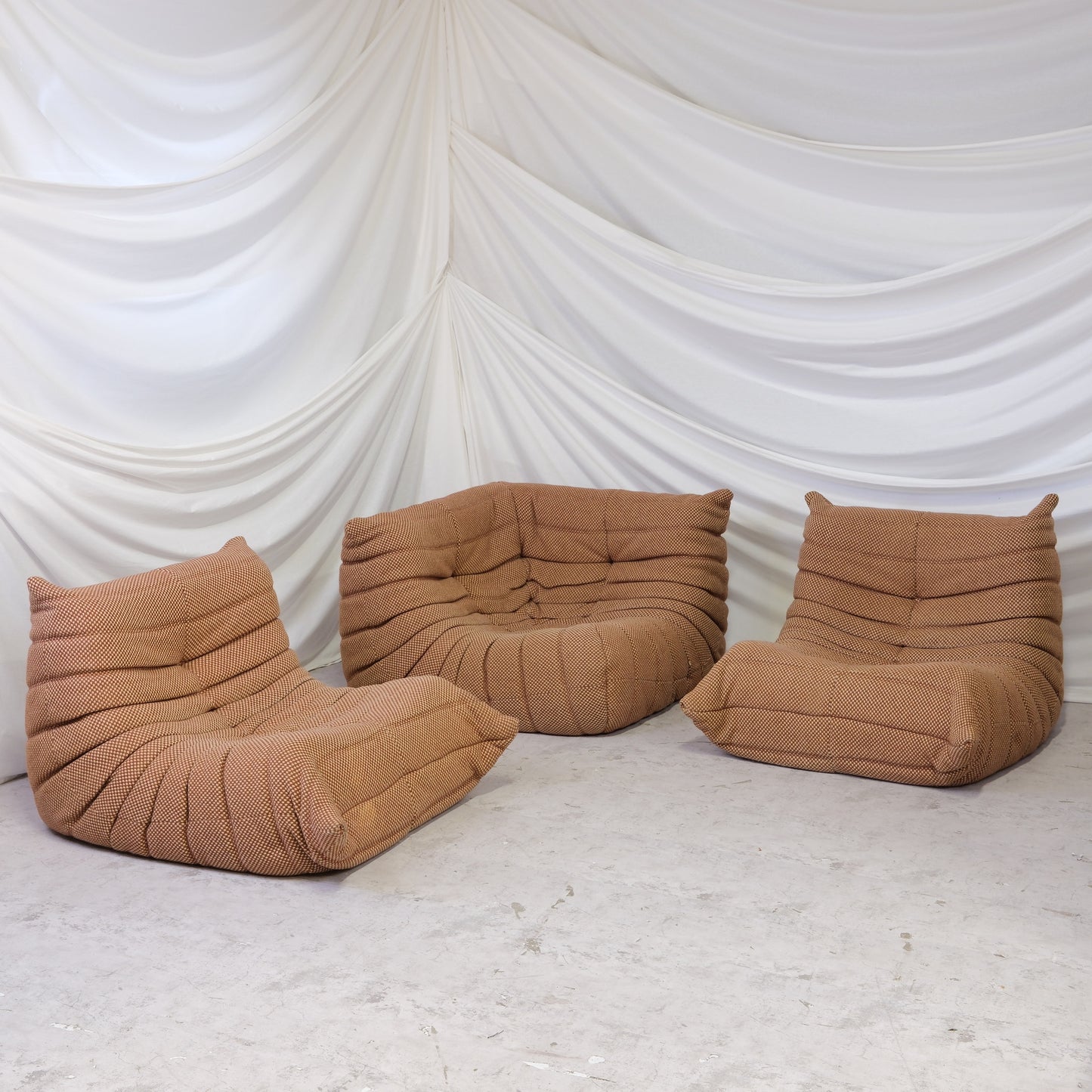 Ligne Roset Togo Set in Brown Wool Fabric - Michel Ducaroy
