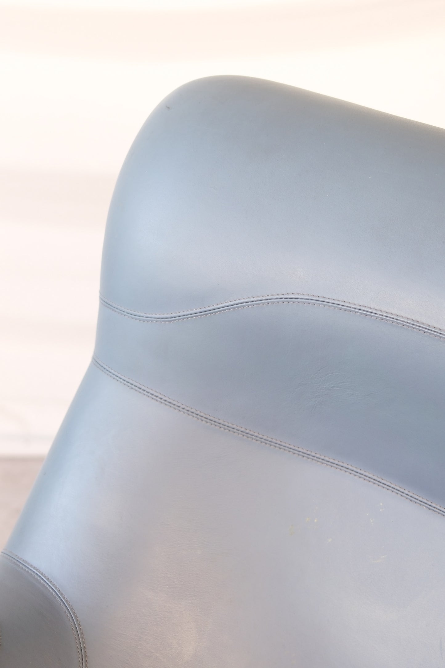 Baby Blue Yrjö Kukkapuro Karuselli Armchair