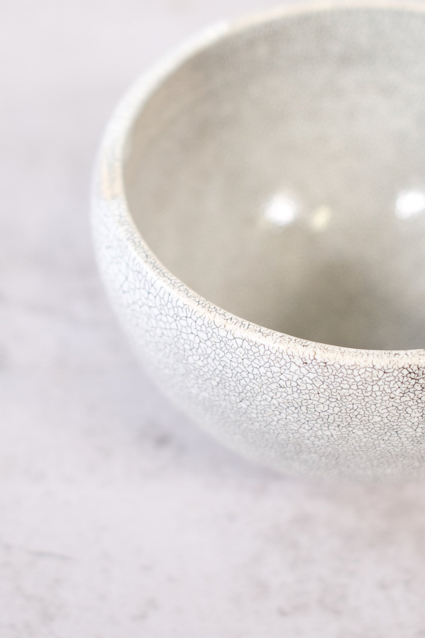 Japanese ceramic bowl with white crackle glaze