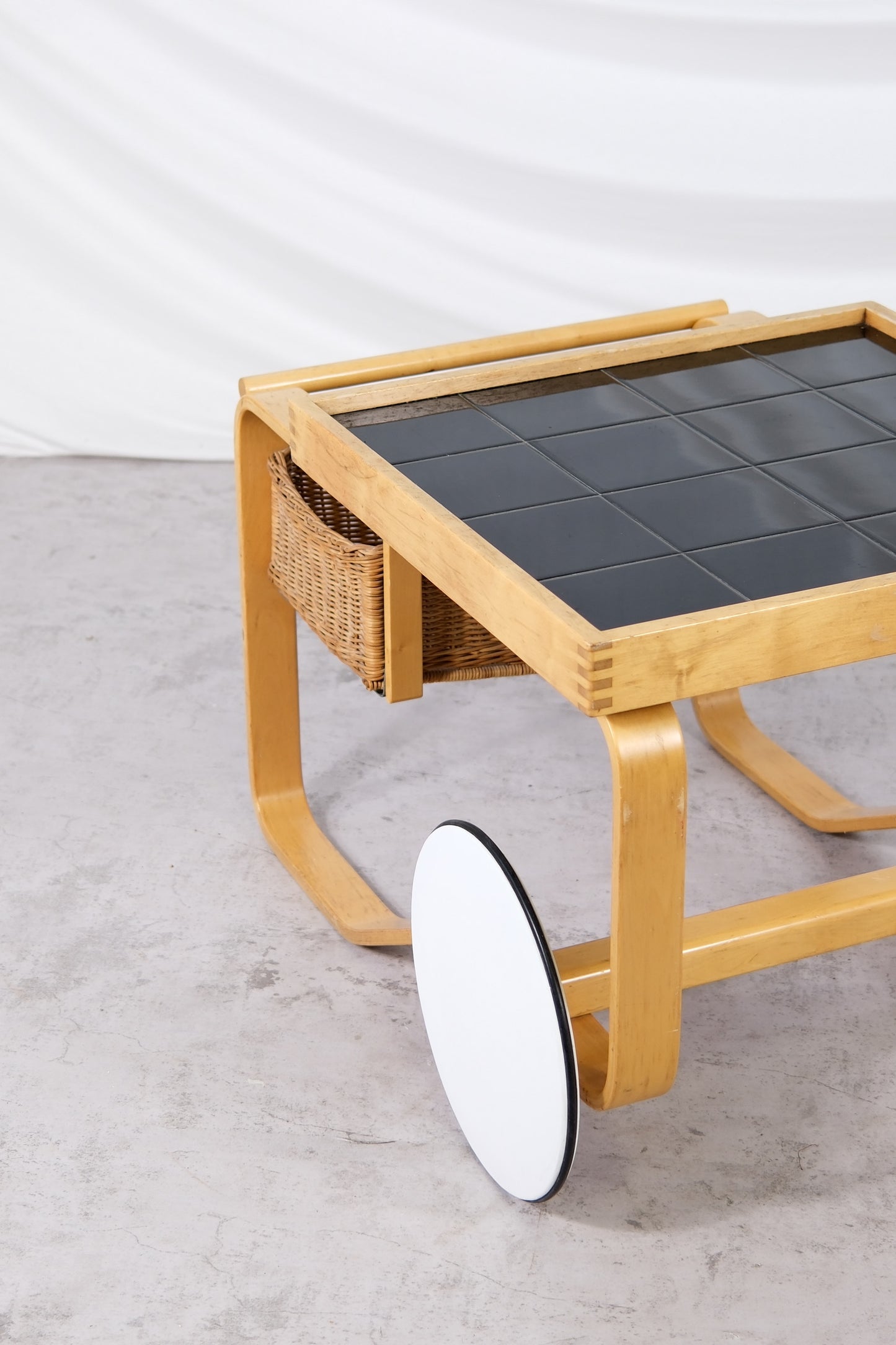 Serving Trolley Model 900, Alvar Aalto, Artek, 1980s/90s