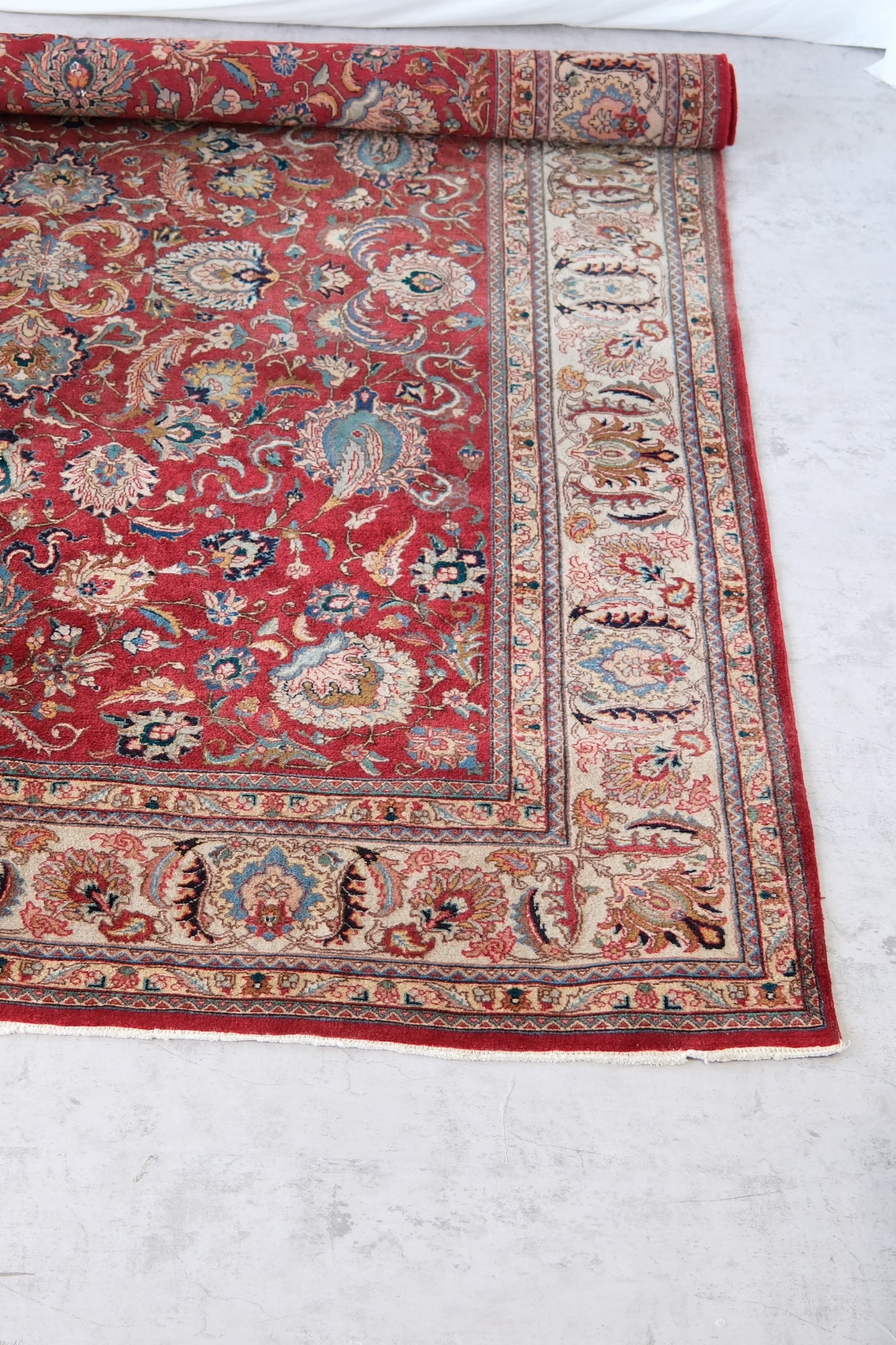 Large Hand-Knotted Persian Rug 360 × 260 cm