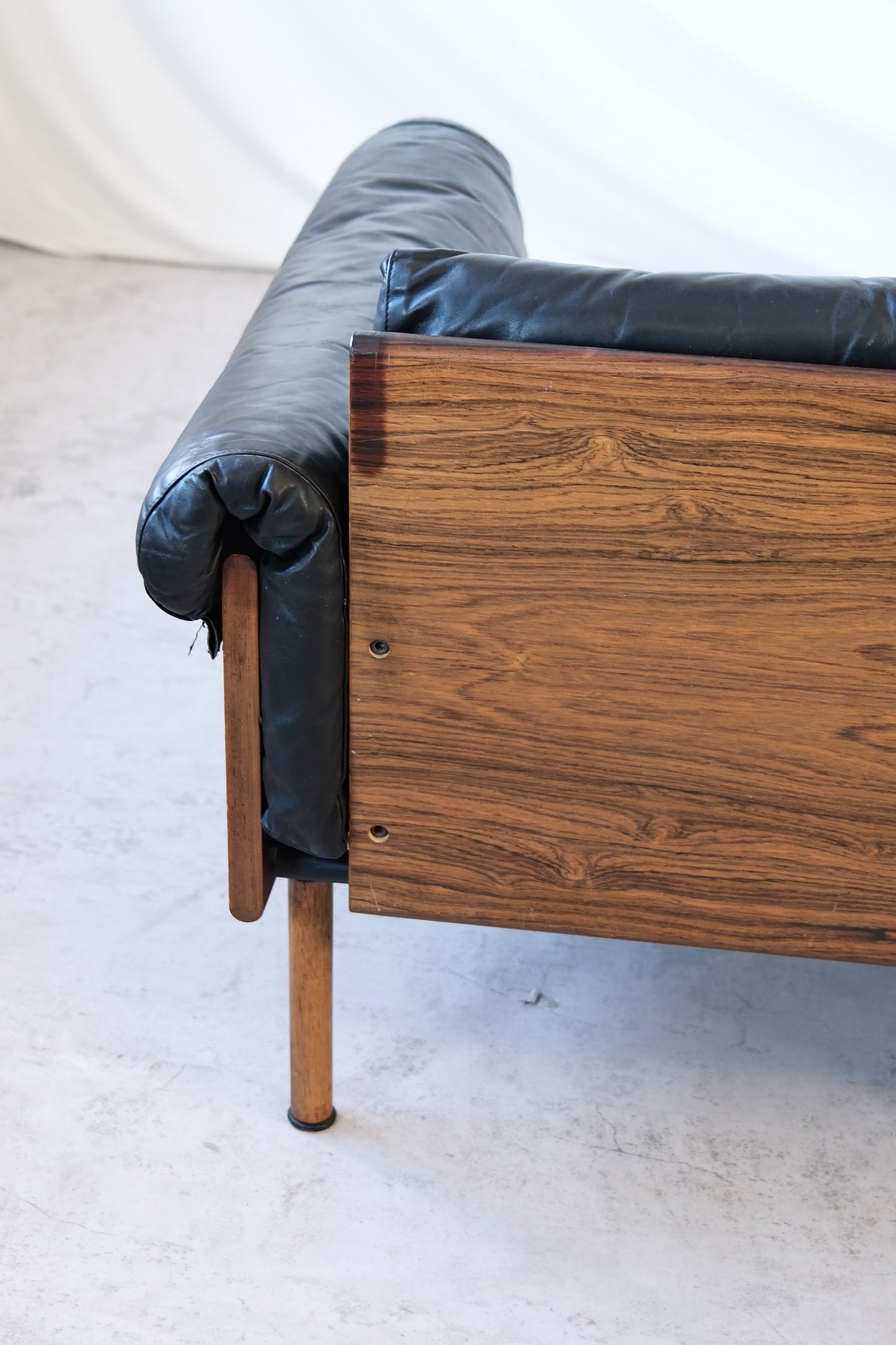 Yrjö Kukkapuro Ateljee 3-Seater Sofa Black Leather & Rosewood Frame