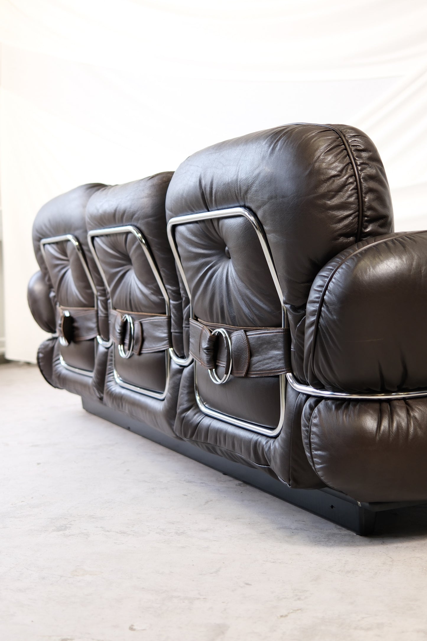 Isku “Hannibal” Brown Sofa by Kurt Hvitsjö