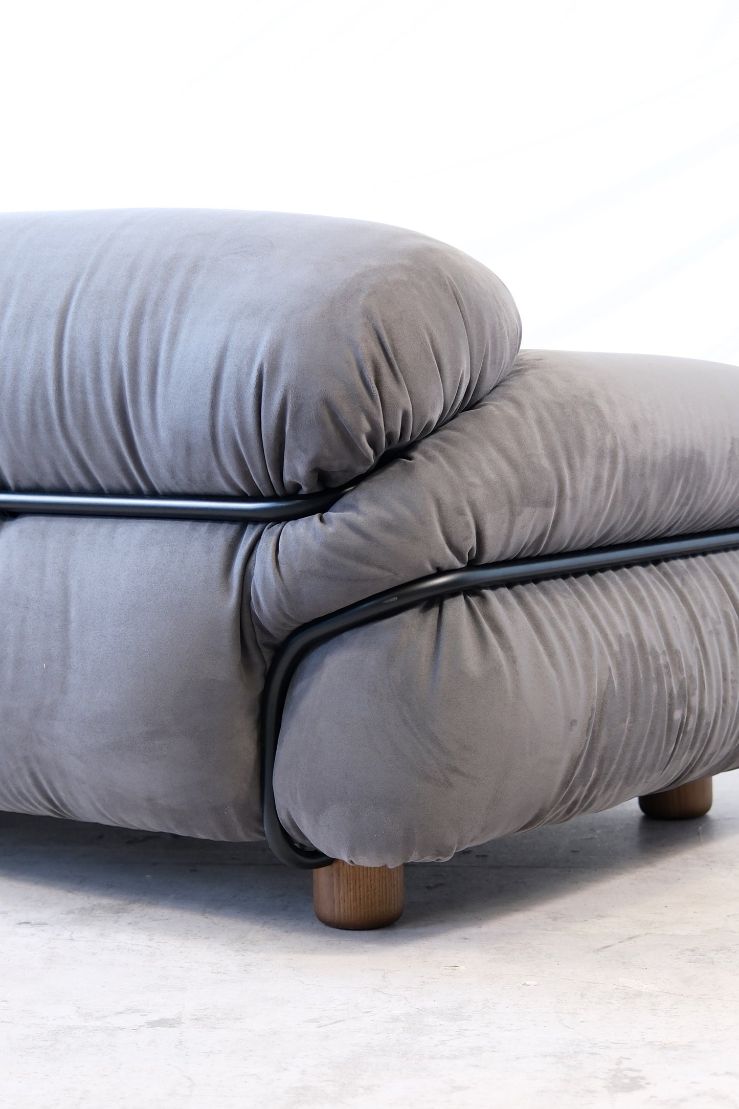 Sesann Sofa by Gianfranco Frattini for Cassina, 3-Seater