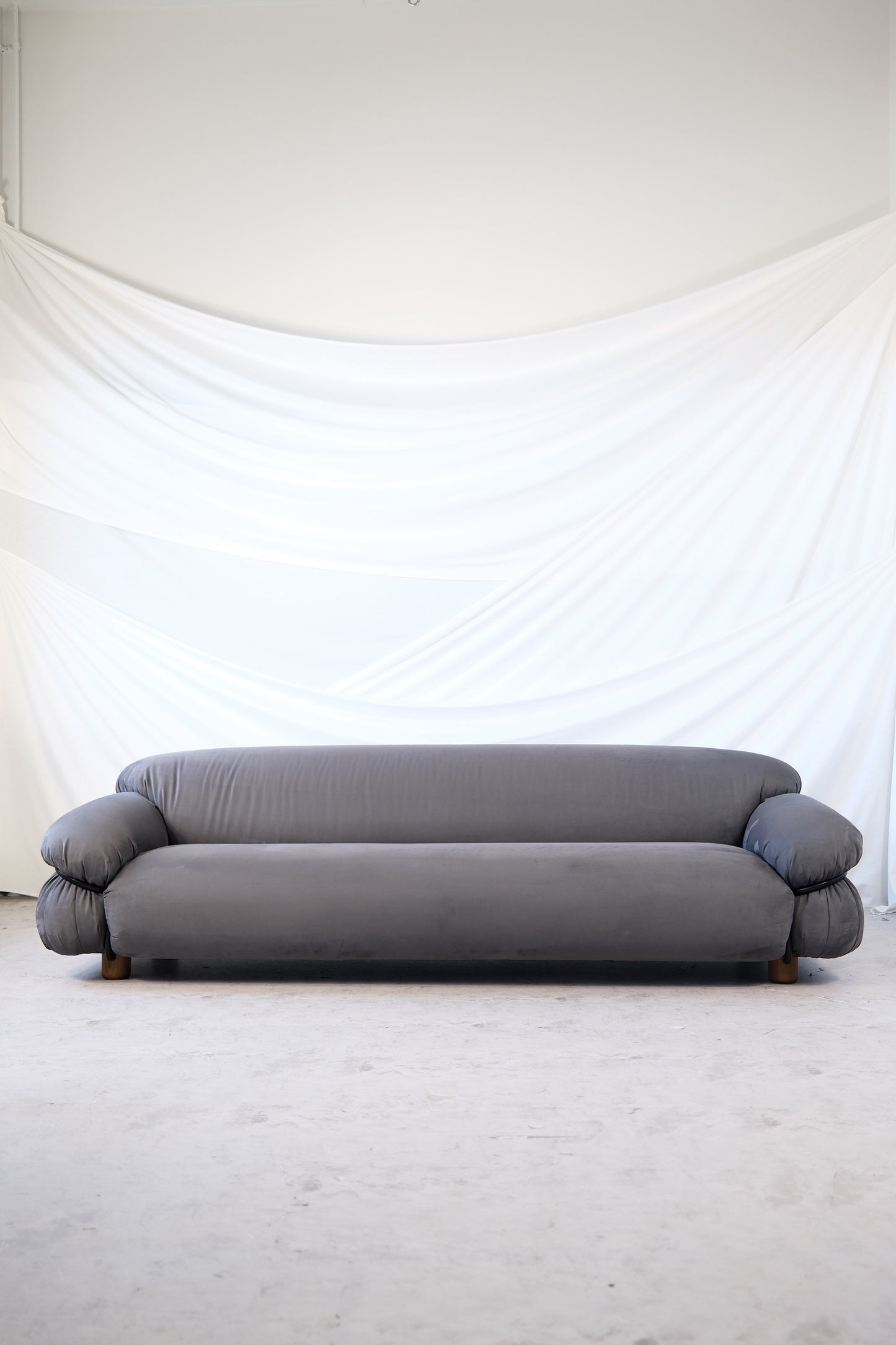 Sesann Sofa by Gianfranco Frattini for Cassina, 3-Seater