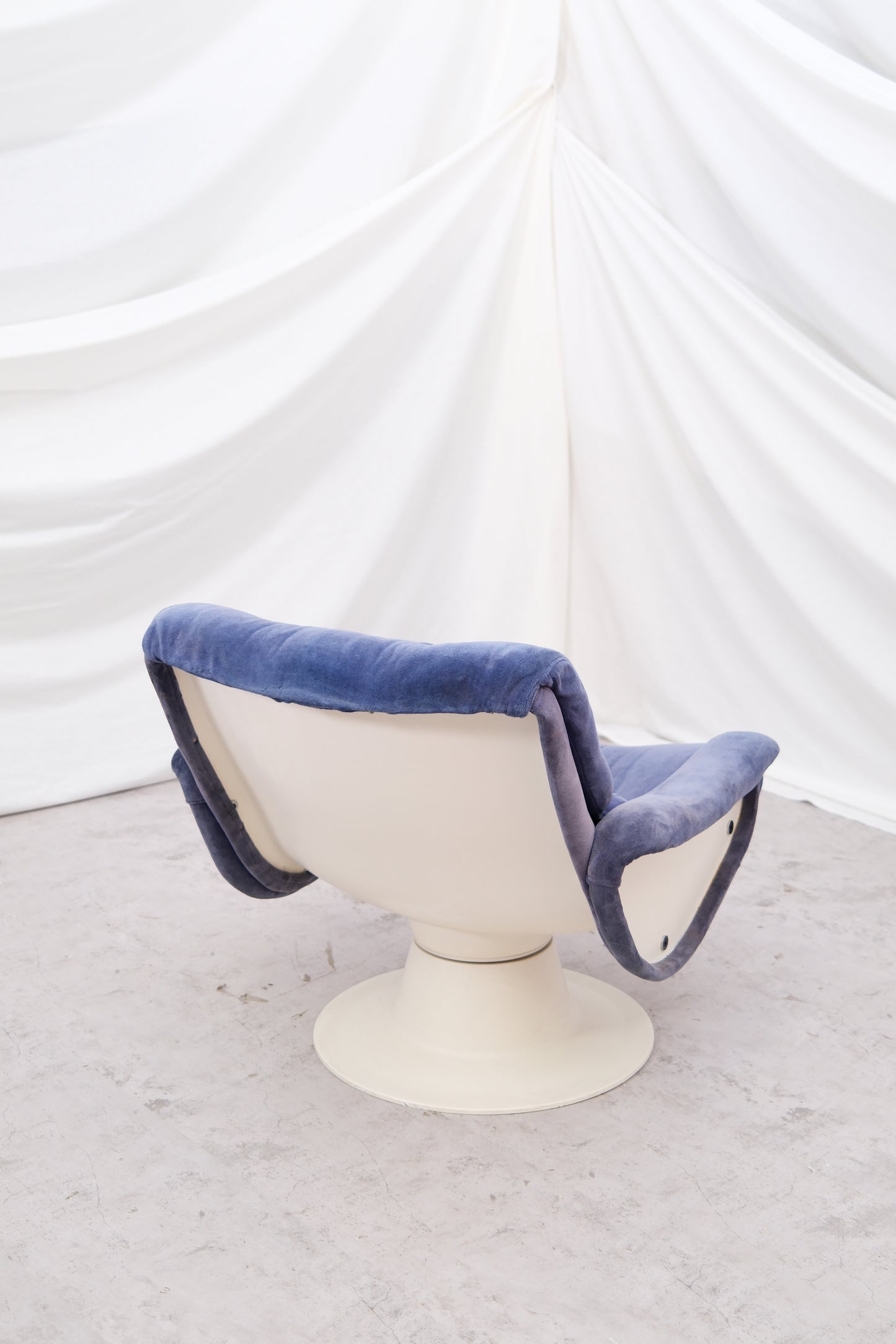 Yrjö Kukkapuro Saturnus Armchair (2 available)
