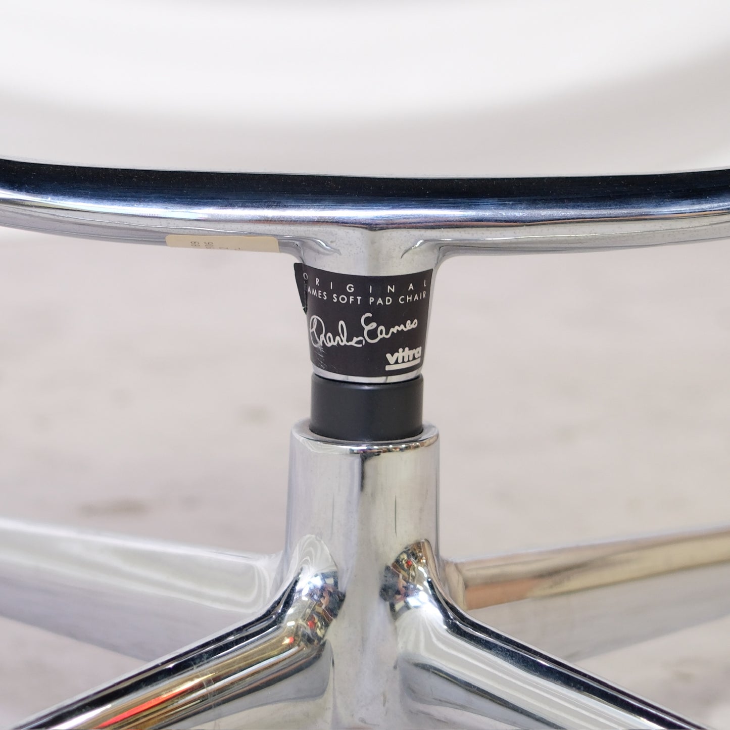 Vitra EA 215 Lounge Chair - Black Leather - Price Includes Deductible VAT 25.5%