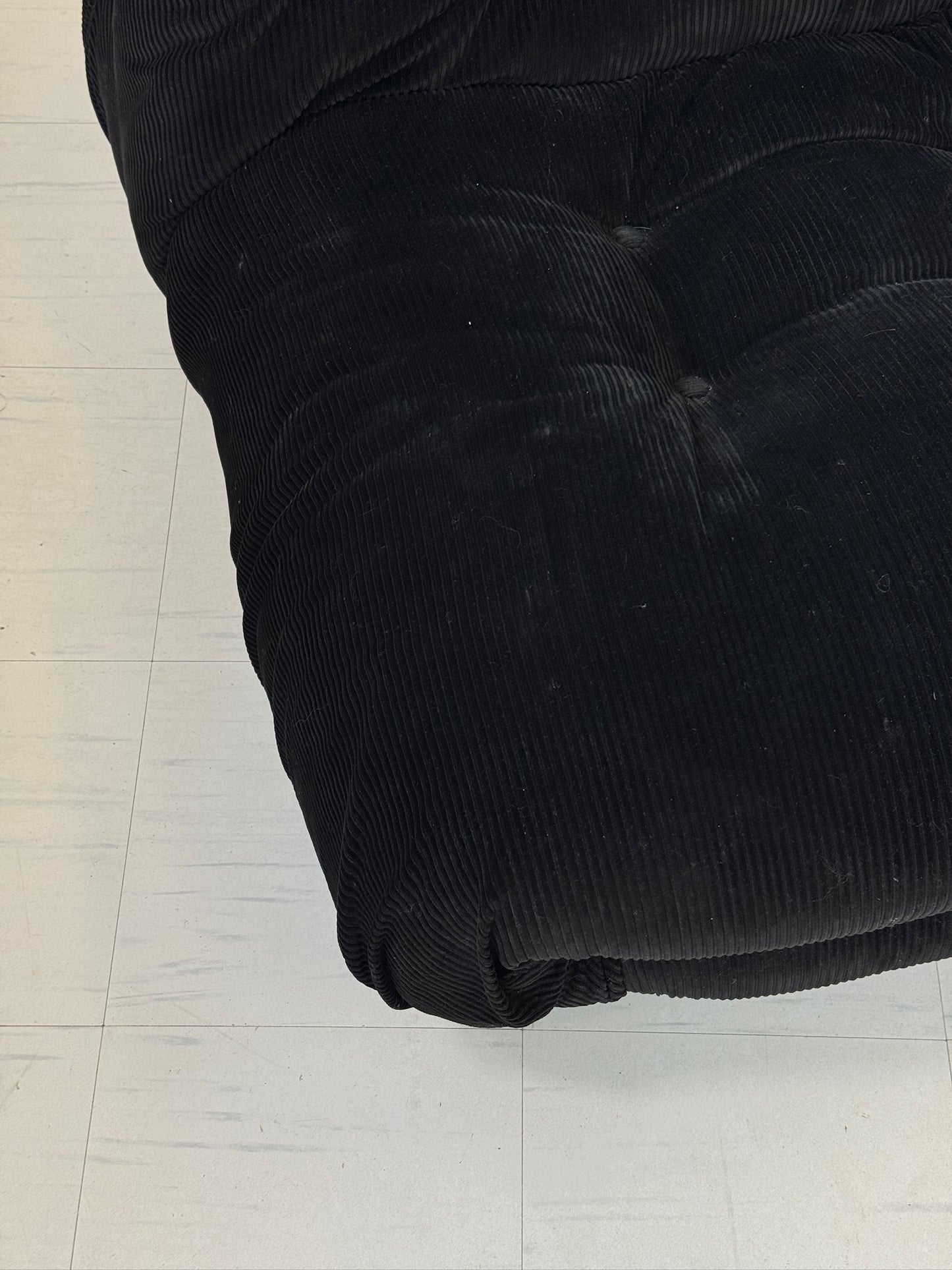 Cassina Soriana 3‑seater sofa by Afra & Tobia Scarpa
