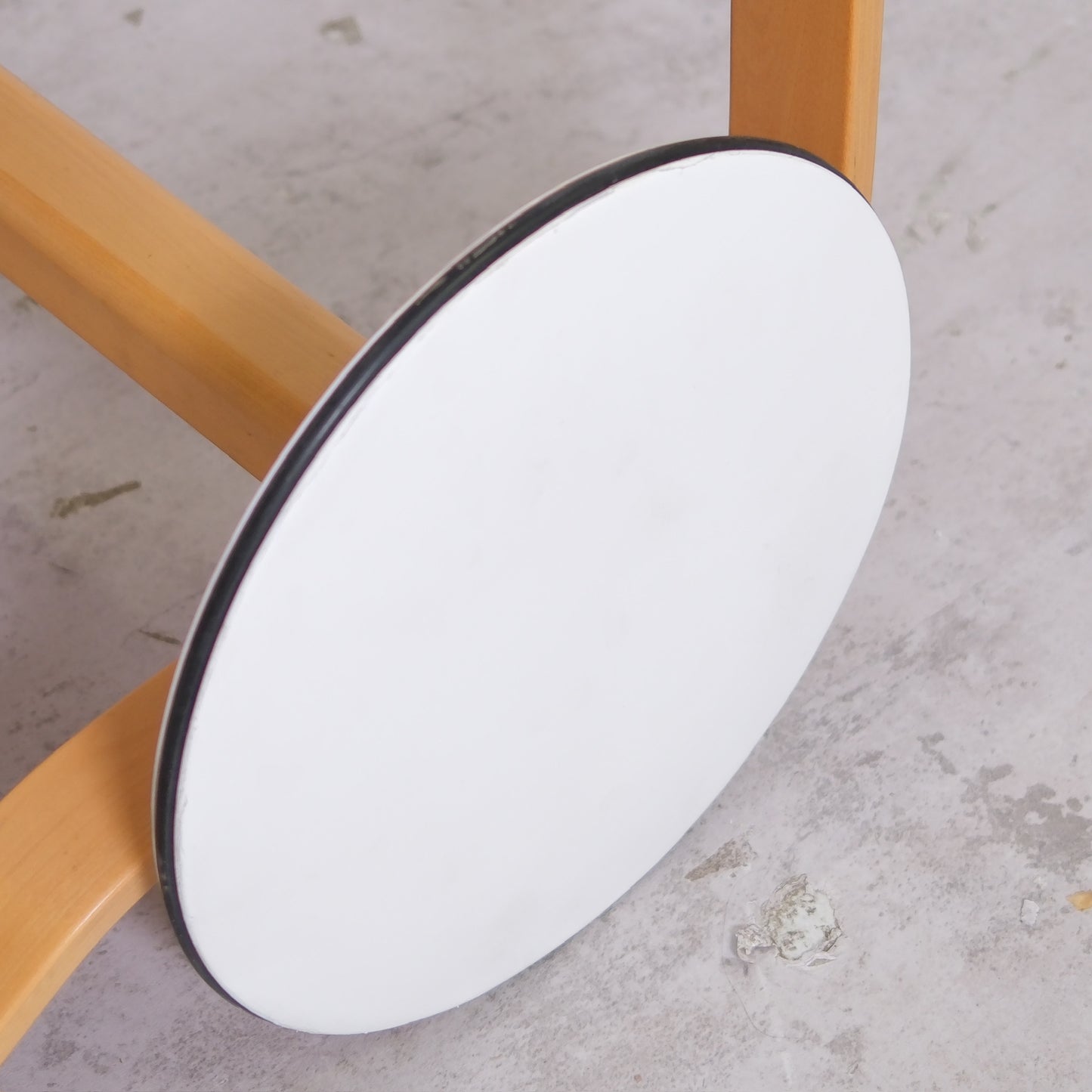 Artek 900 Tea Trolley, White Tiles