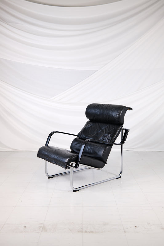 Yrjö Kukkapuro Remmi アームチェア