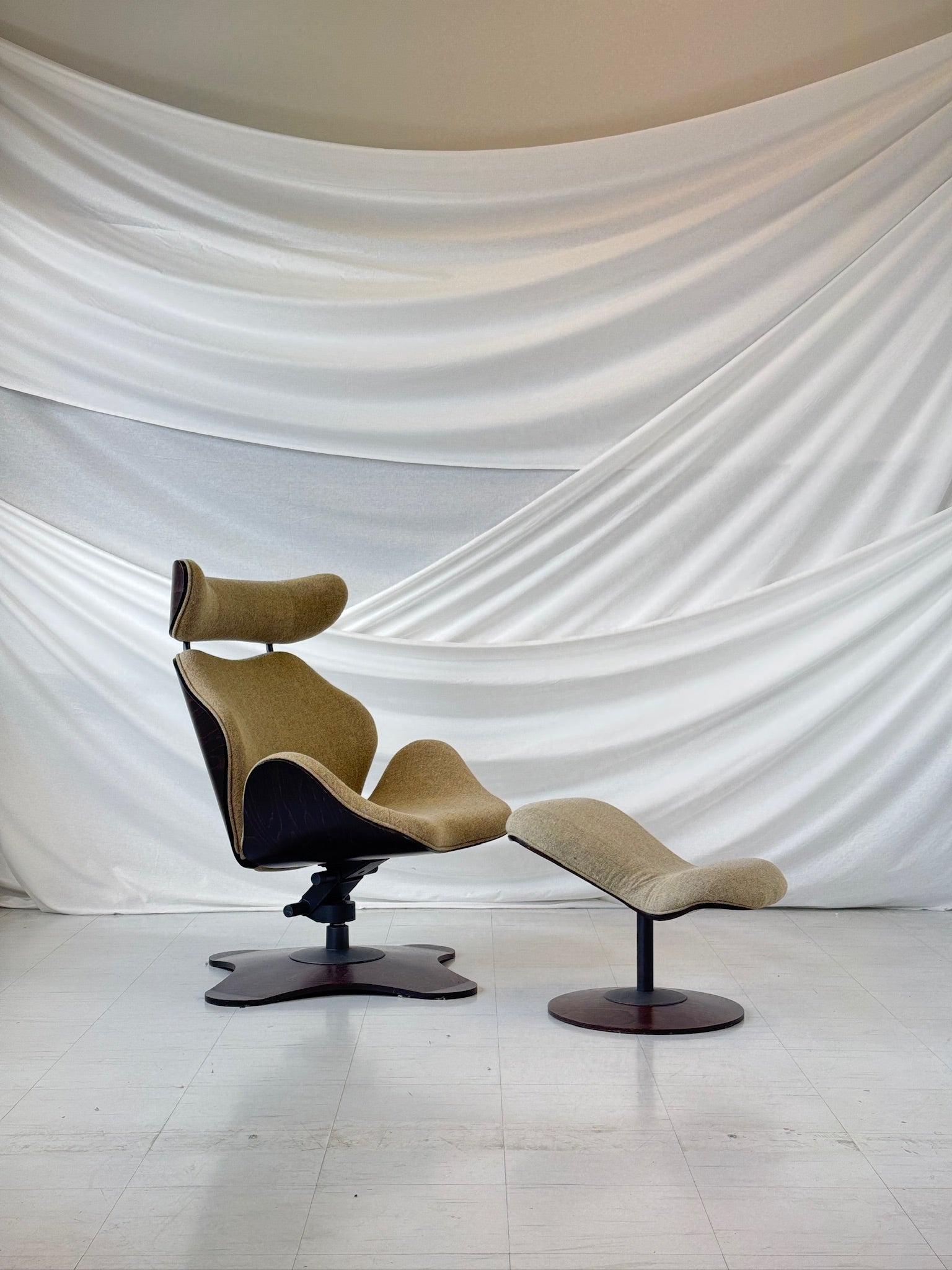 stokke lounge chair Stokke Tok lounge chair with ottoman