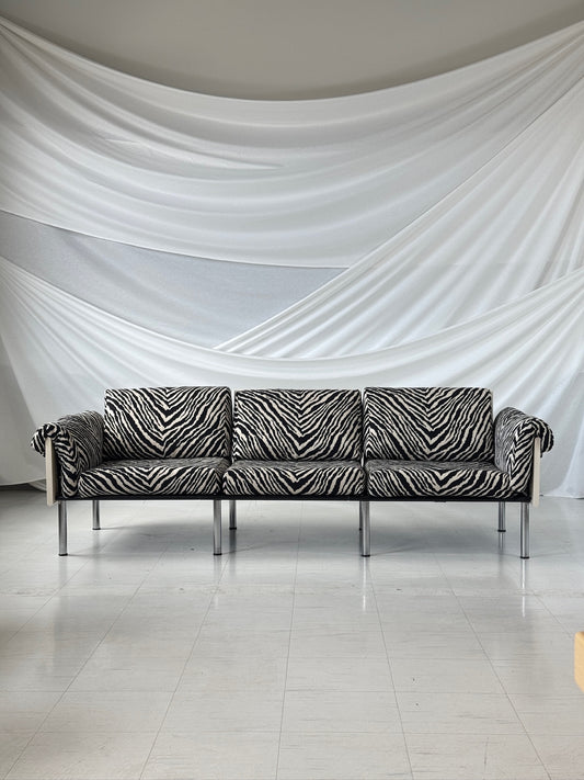 Yrjö Kukkapuro Ateljee 3人掛け、ゼブラ生地