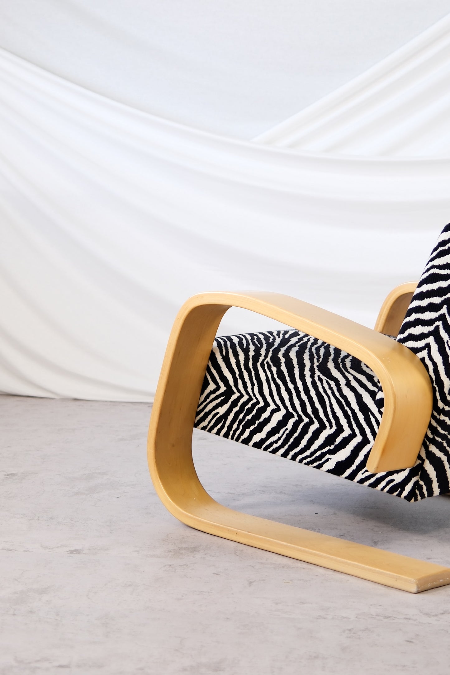 Alvar Aalto 400 “Tankki” chair Artek