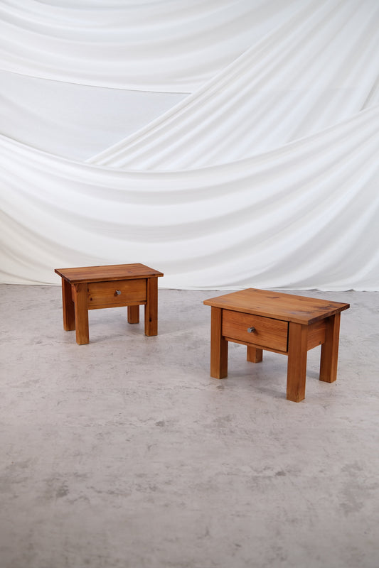 ジャパニーズスタイルのサイドテーブル