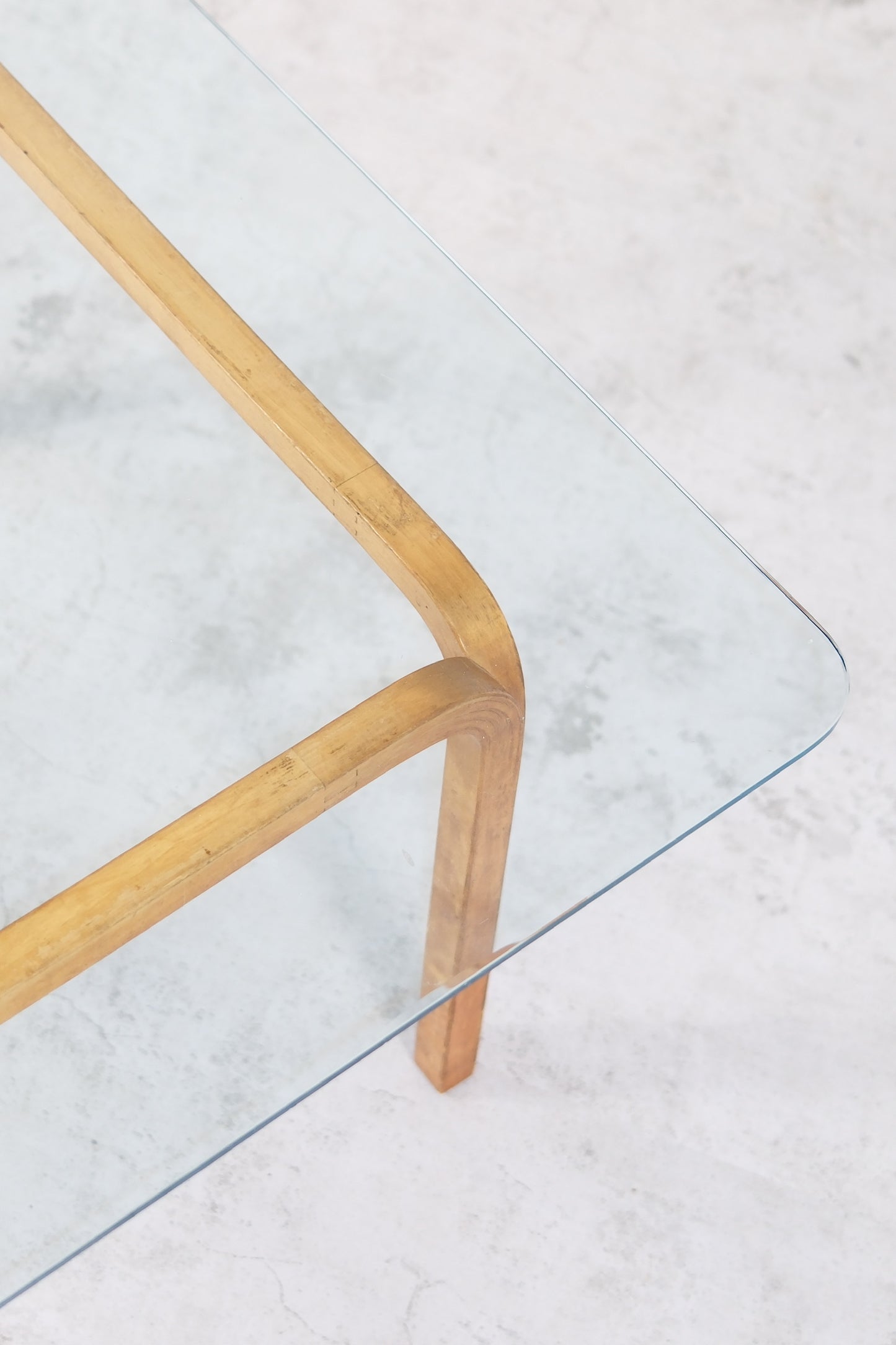 알바 알토(Alvar Aalto)가 제작한 희귀한 1930년대 Artek Y805 커피 테이블(특수 핑거 조인트 포함)