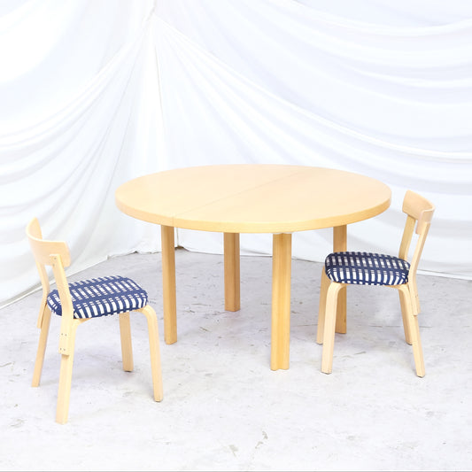 Artek H93 Extendable Ash Table - Alvar Aalto