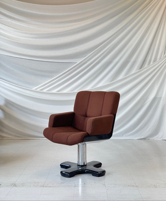 カリ・ペッカ・ヴァロリンタのノーチラスチェア