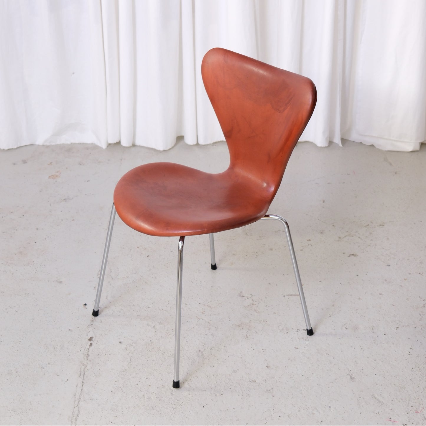 Fritz Hansen Series 7 Chair in Cognac Leather