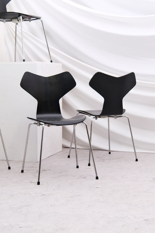 Fritz Hansen Grand Prix Chairs Black Wood