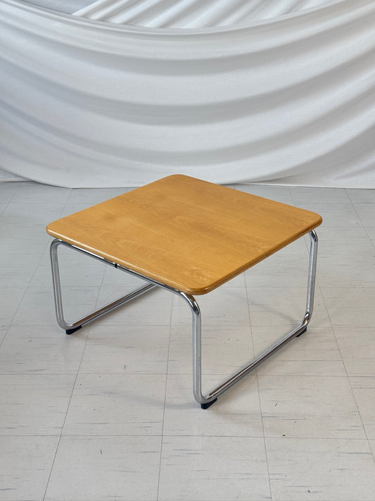 Yrjö KukkapuroのRemmiコーヒーテーブル