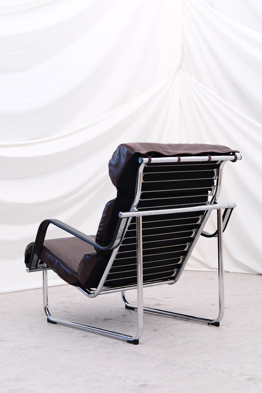 Yrjö Kukkapuro Remmi armchair, dark brown leather - Pino Interiors