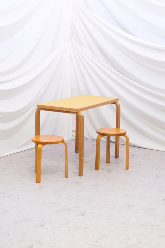 아르텍 스트라굴라 테이블(희귀)