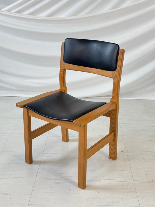 Set of 3 Danish Vintage Pine Dining Chairs with Finger Joints