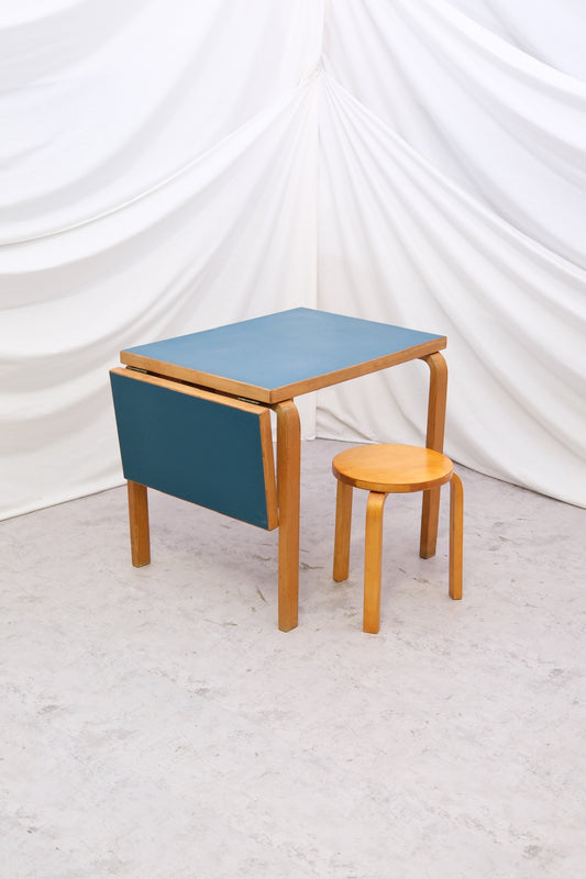Artek DL82 Drop-Leaf Table OY HUONEKALU- JA RAKENNUSTYTEHDAS AB, 1940/1950S
