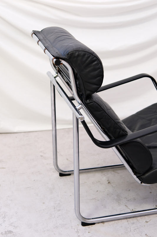 Yrjö Kukkapuro Remmi armchairs in Black Leather - Haimi 1970s