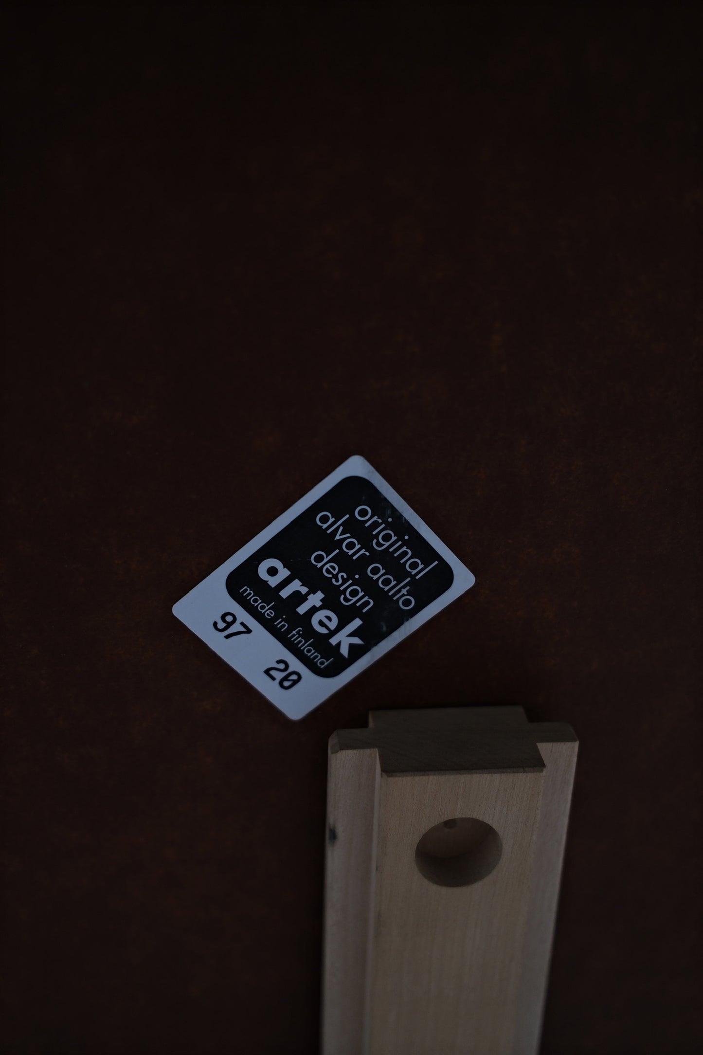 알바 알토의 아르텍 대형 드롭 리프 테이블