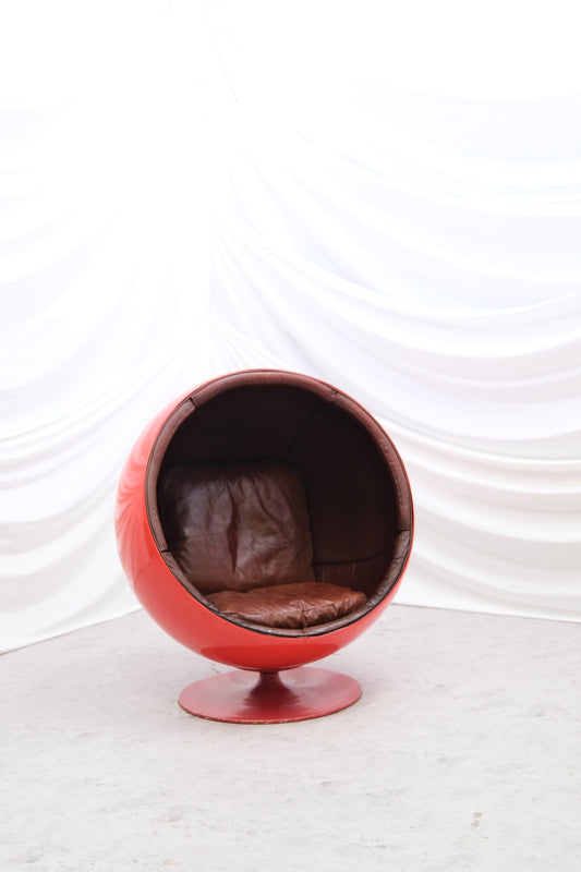 Eero Aarnio Ball Chair Brown leather - Asko 1960s