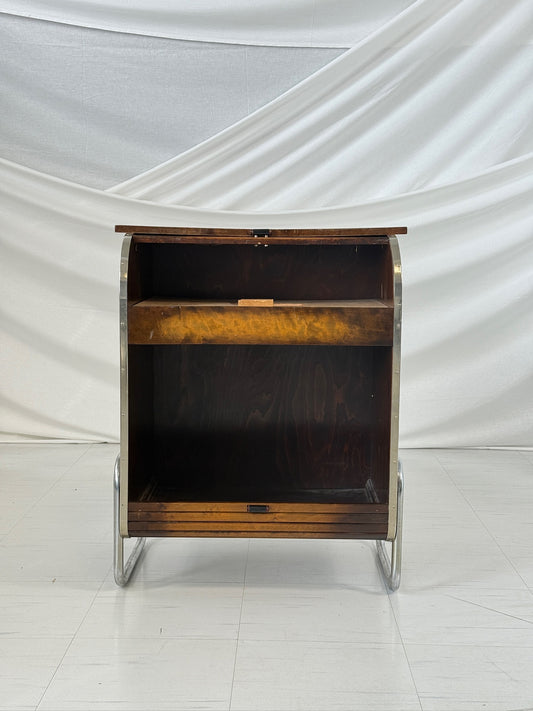 1950年代のデンマークモダニズムキャビネット