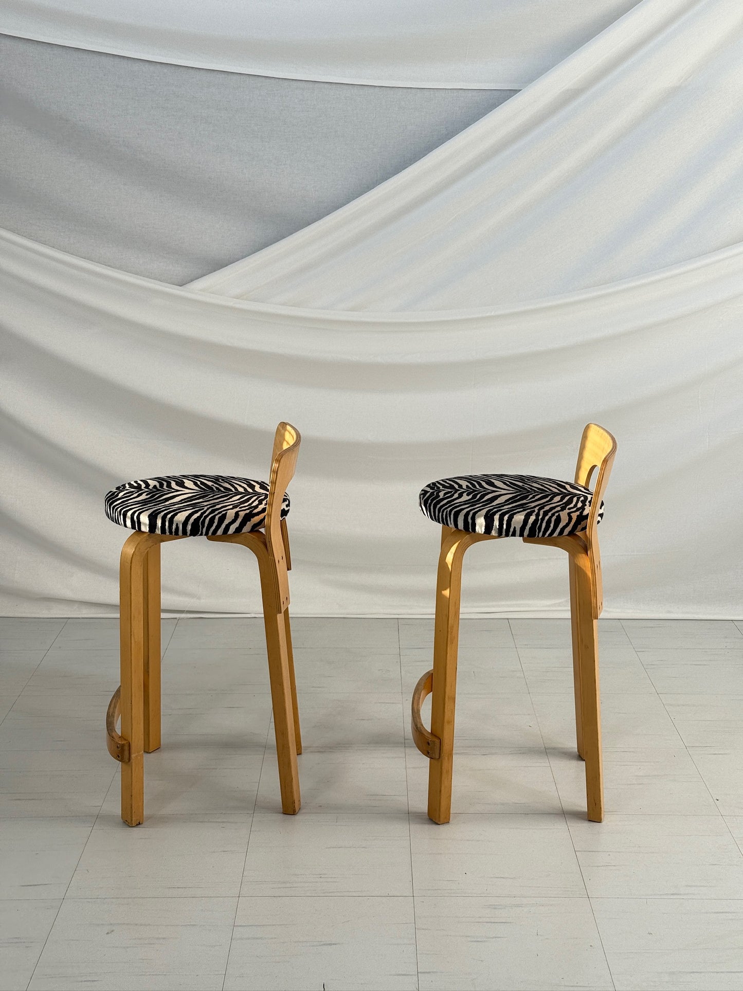 Artek용 Alvar Aalto K65 스툴