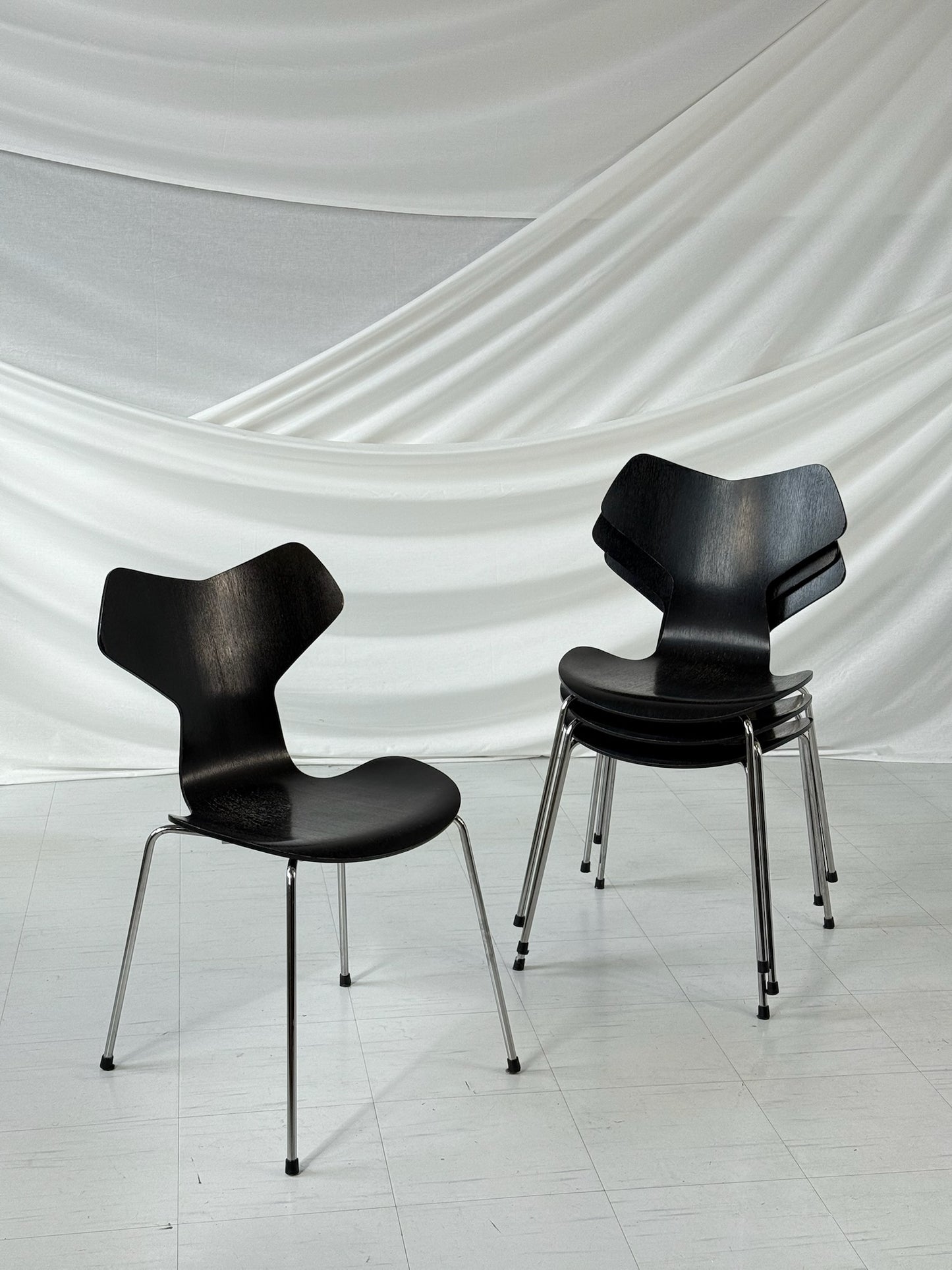 Fritz Hansen Grand Prix Chairs Black Wood