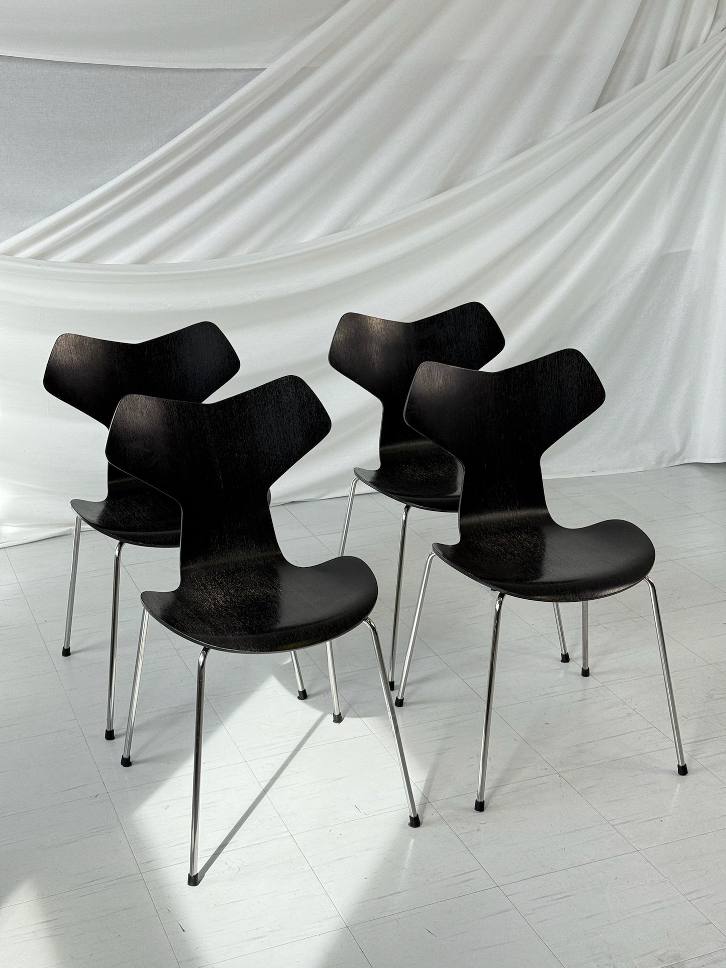 Fritz Hansen Grand Prix Chairs Black Wood