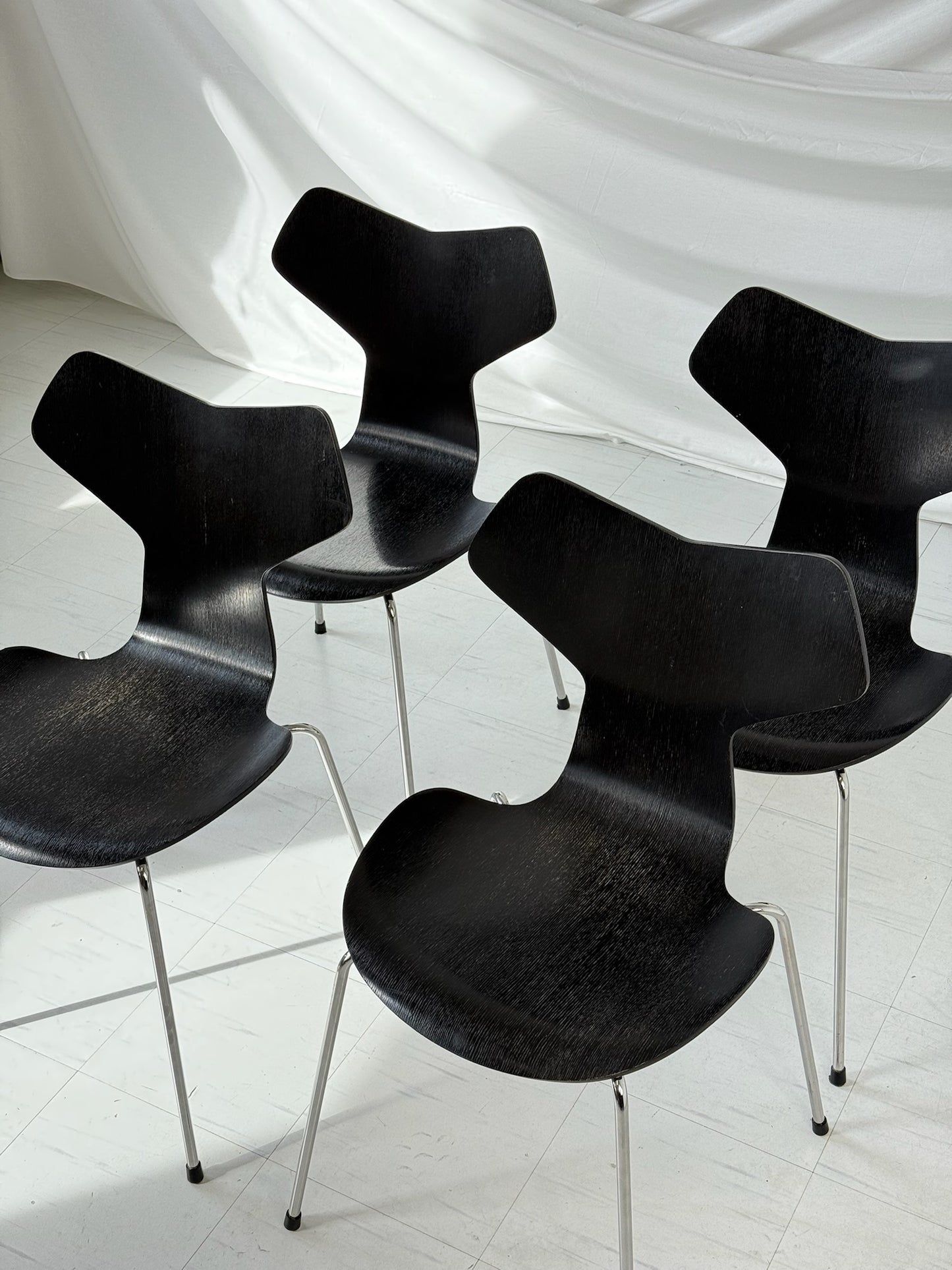 Fritz Hansen Grand Prix Chairs Black Wood
