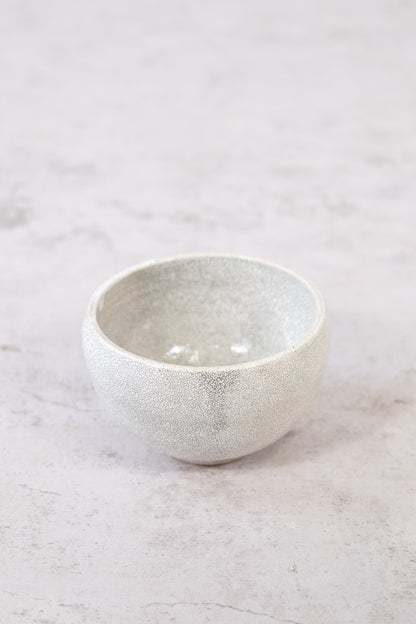 Japanese ceramic bowl with white crackle glaze