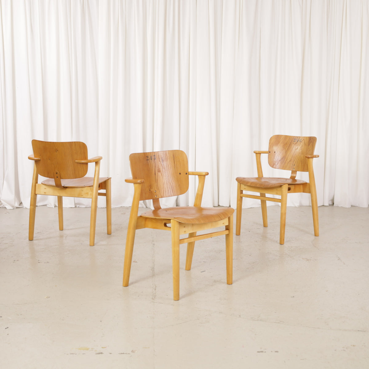 1950s Domus Chair with Oak Veneer by Ilmari Tapiovaara, three 1950s Domus chairs by Ilmari Tapiovaara, oak veneered seat and back