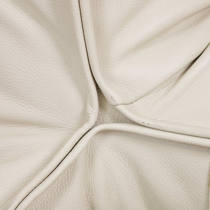 Close-up of Yoko leather upholstery and stitched piping