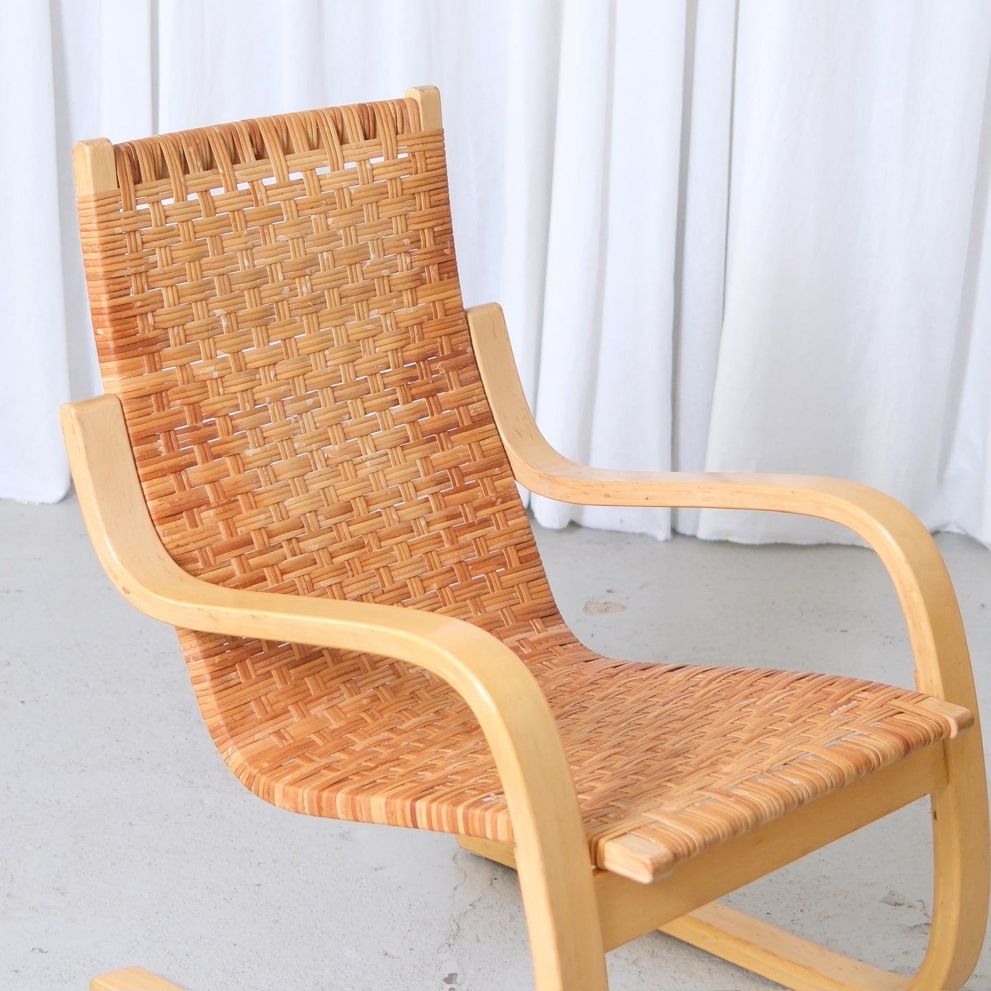 Alvar Aalto 406 Lounge Chairs with Rattan for Artek