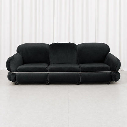 Hannibal sohva – Isku, Designed by Kurt Hvitsjö ja Custom Upholstery