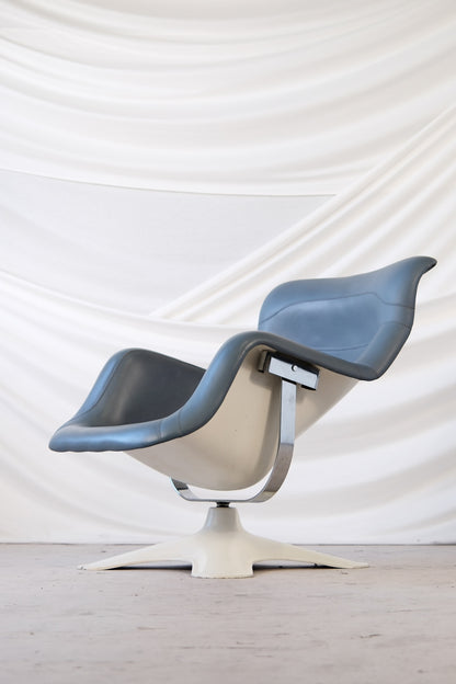 Baby Blue Yrjö Kukkapuro Karuselli Armchair