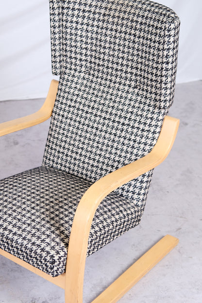 Artek 401 Armchairs by Alvar Aalto