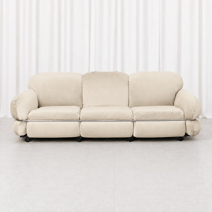 Hannibal sohva – Isku, Designed by Kurt Hvitsjö ja Custom Upholstery