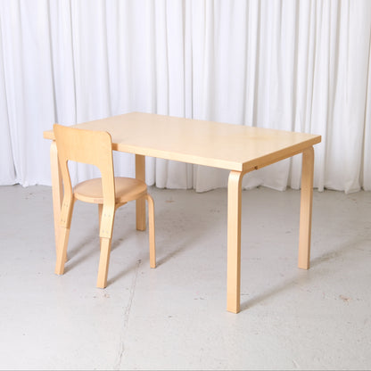 Vintage Alvar Aalto Artek 81B table in birch with bentwood legs photographed in Pino Interiors showroom