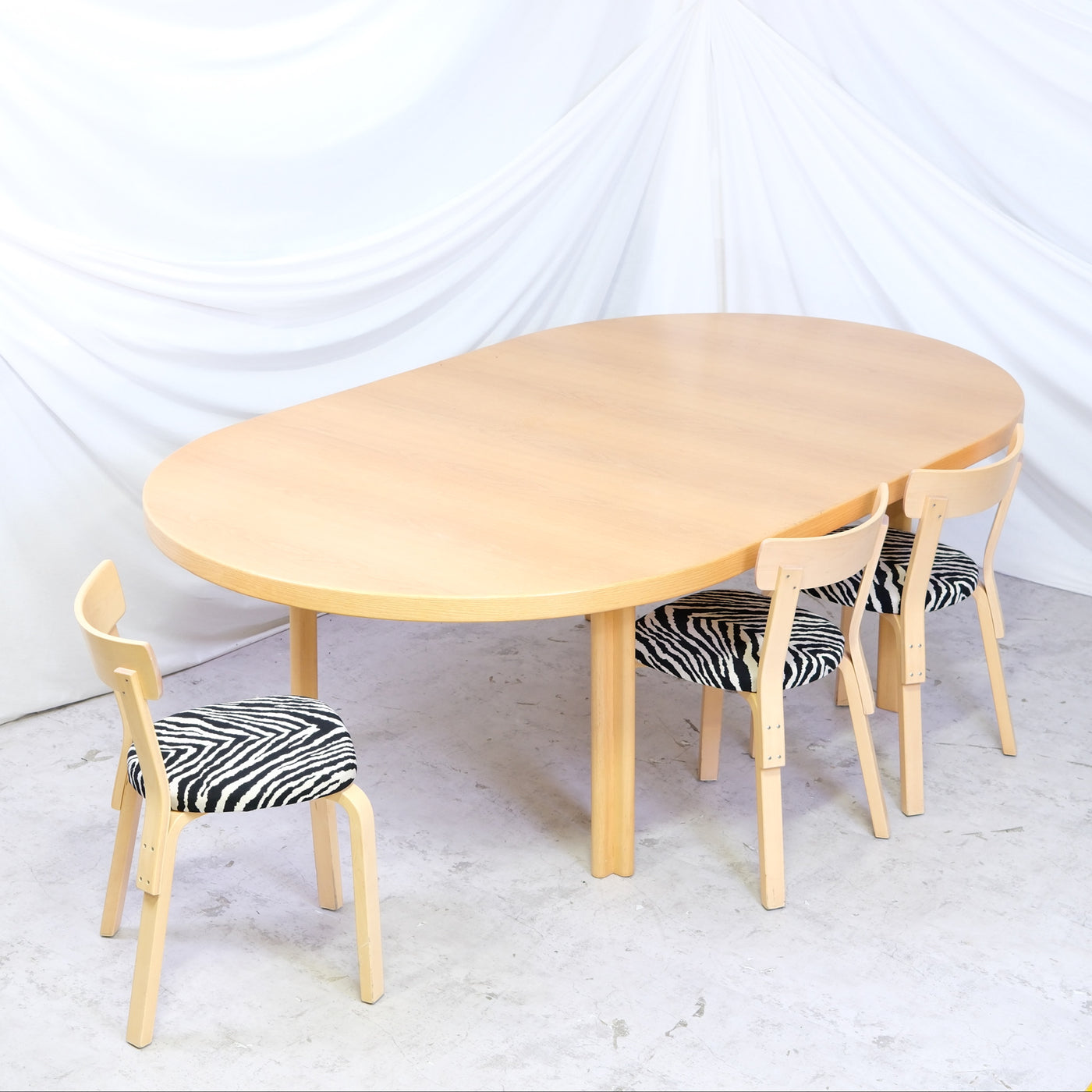 Large made to order Alvar Aalto Artek ash table with HL2 legs. Size 220 x 130 cm. Very clean vintage condition. Helsinki, Finland, worldwide shipping.
