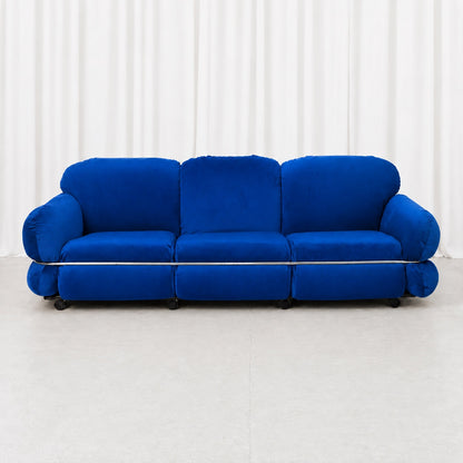 Hannibal sohva – Isku, Designed by Kurt Hvitsjö ja Custom Upholstery