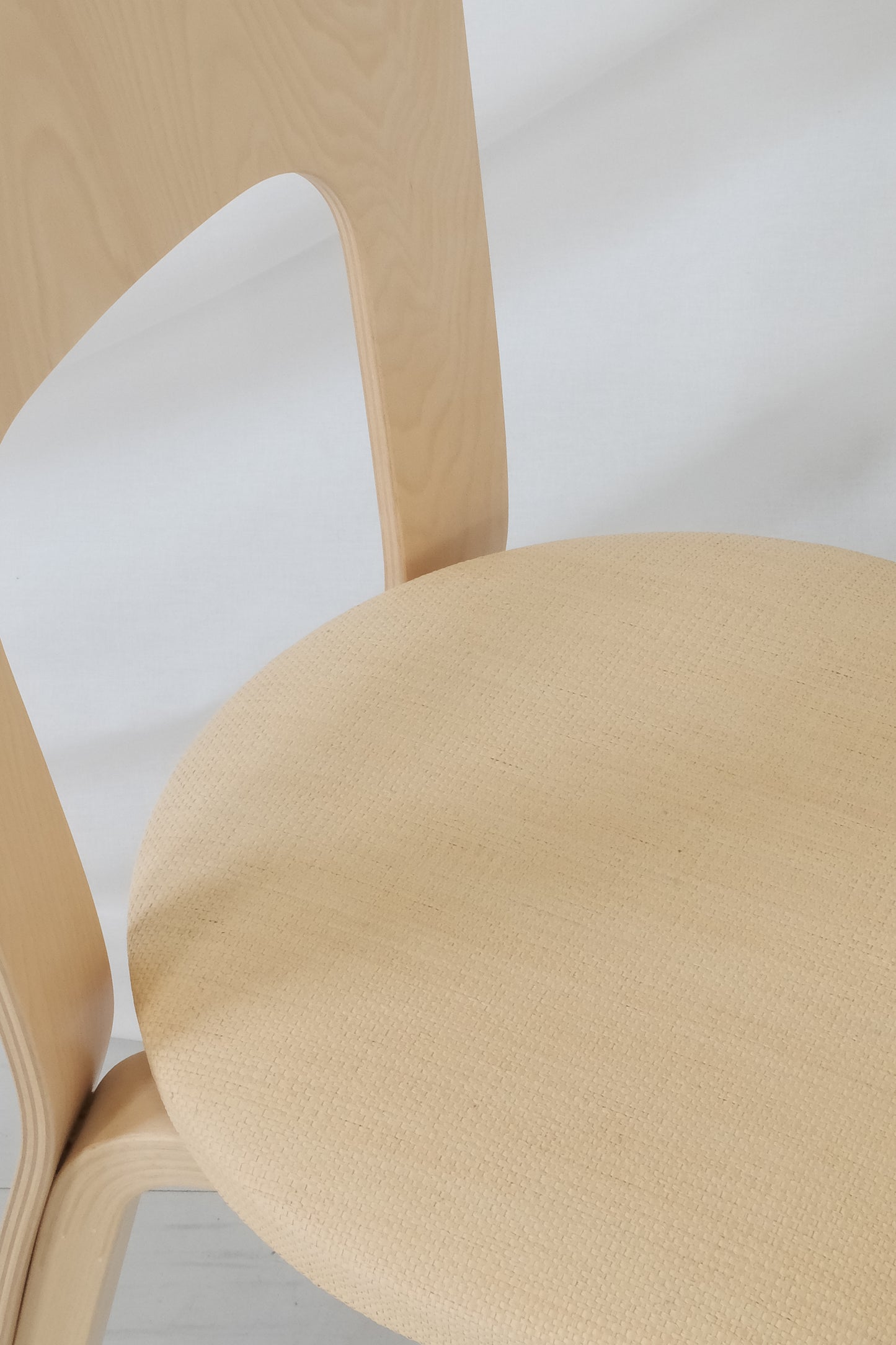 Niinikangas 실내 장식이 포함된 Artek 66 의자
