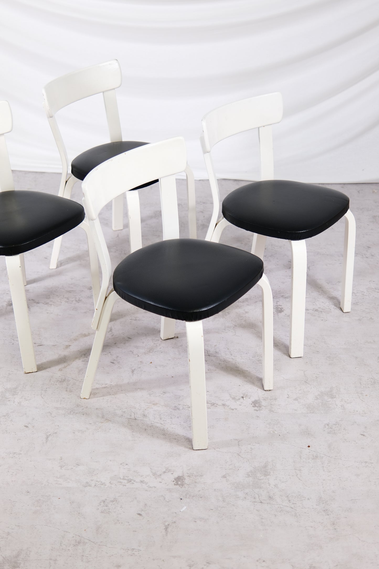 Artek 69 Chairs White Frame with Leather Upholstery (4 pcs)